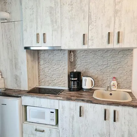 Dc Terrace-endless Summer Mamaia Nord Apartment *