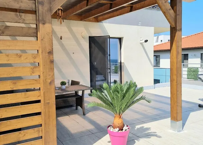 Dc Terrace-endless Summer Mamaia Nord * 那沃达利